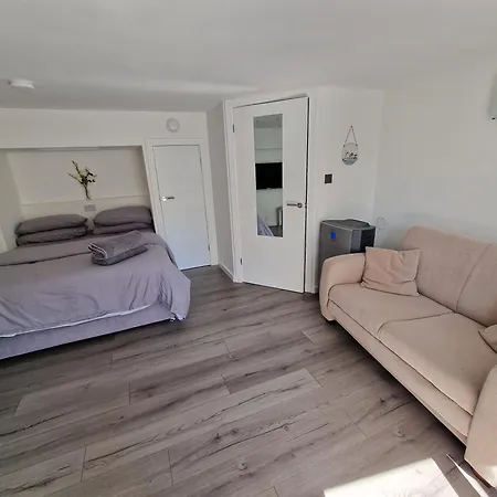 Gf Studio, Secure Parking, Outside Area, Cinema Hurn Exterior foto