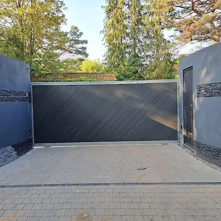 Gf Studio, Secure Parking, Outside Area, Cinema Hurn Zimmer foto