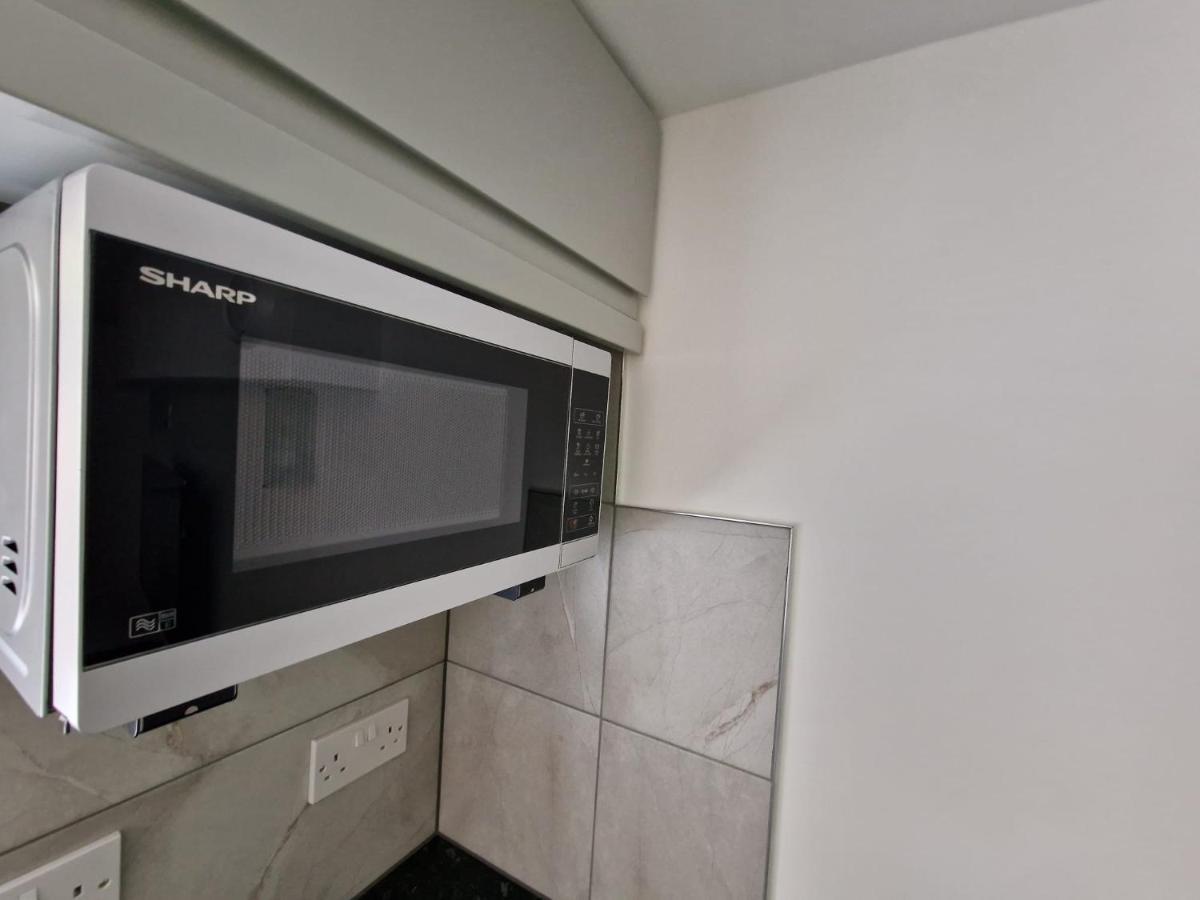 Apartment Gf Studio, Secure Parking, Outside Area, Cinema Hurn