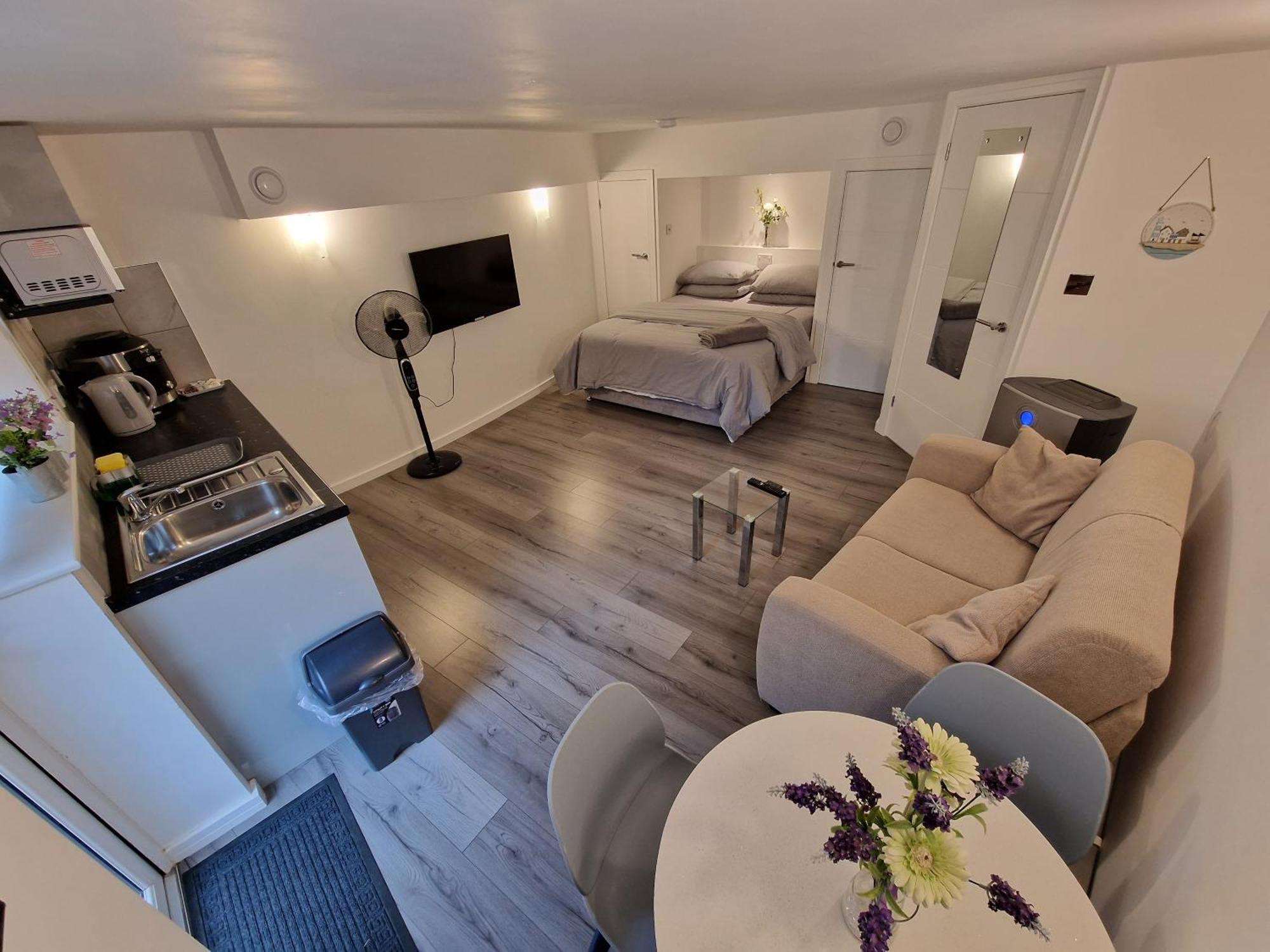Gf Studio, Secure Parking, Outside Area, Cinema *